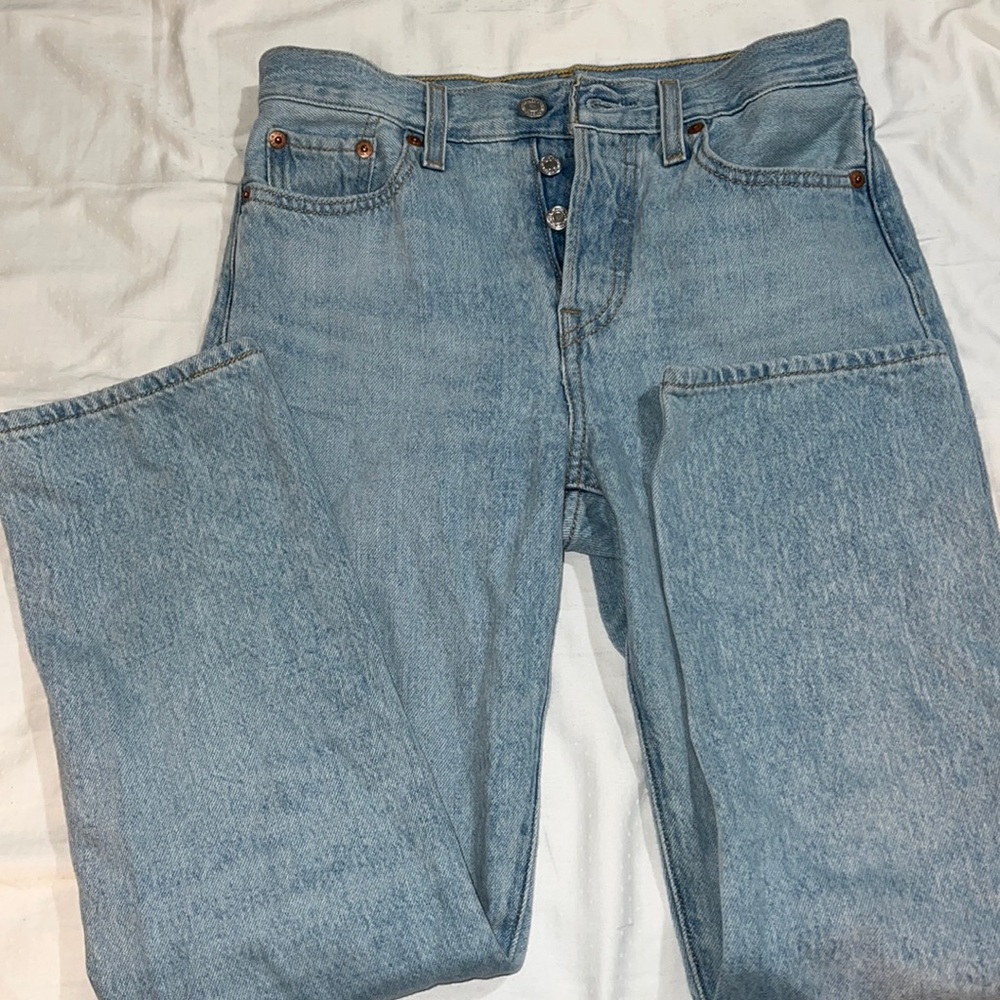 Levis wedgie straight jeans size 25